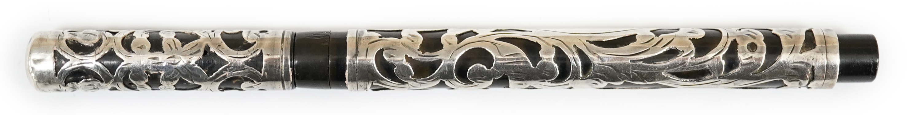 A silver filigree Eyedropper, fully hallmarked, with over and under feed, c.1914, London